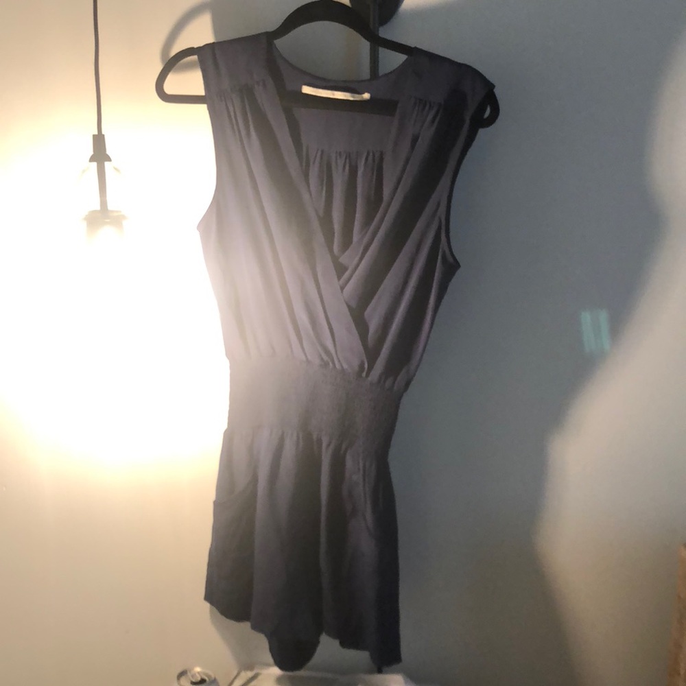 Shorts jumper with cinched waist